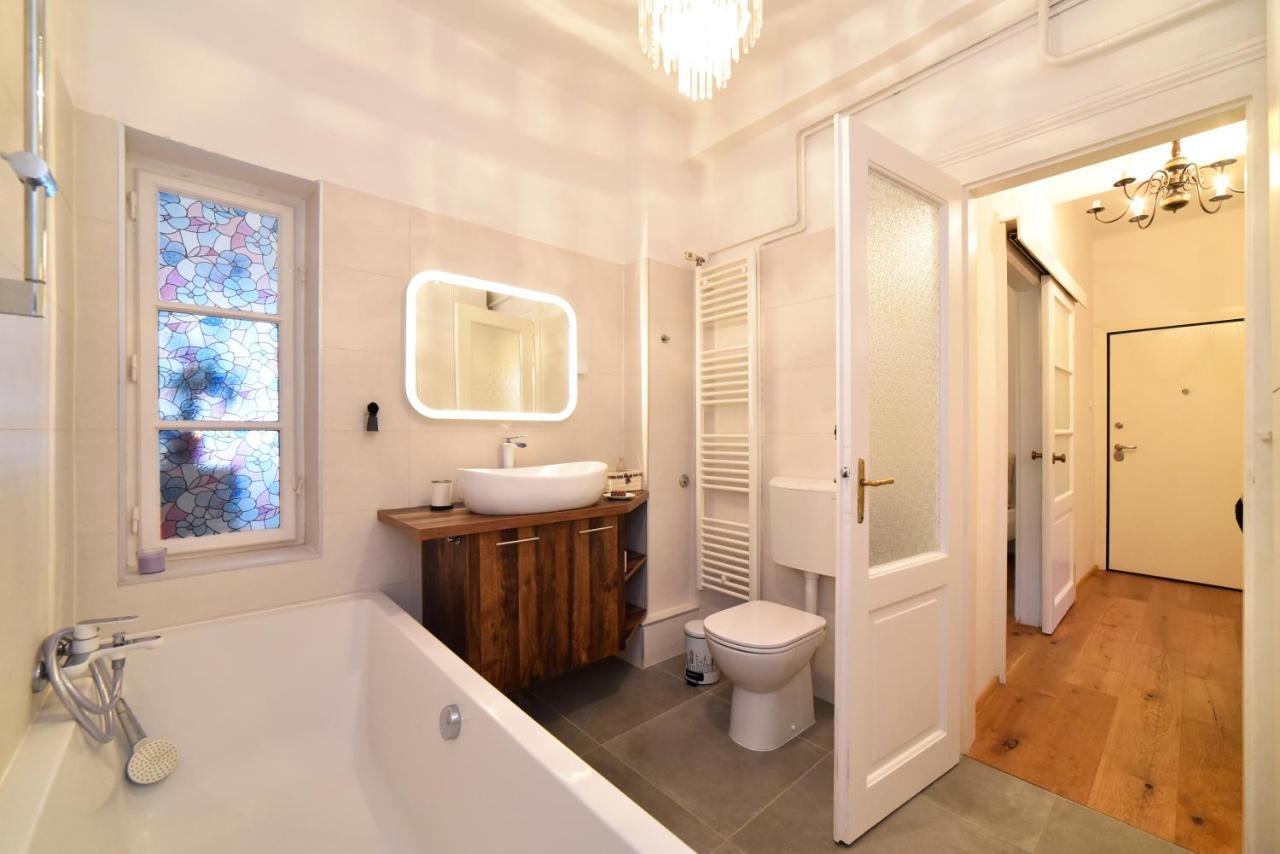 Cosy Lu Apartment Zagreb Luaran gambar